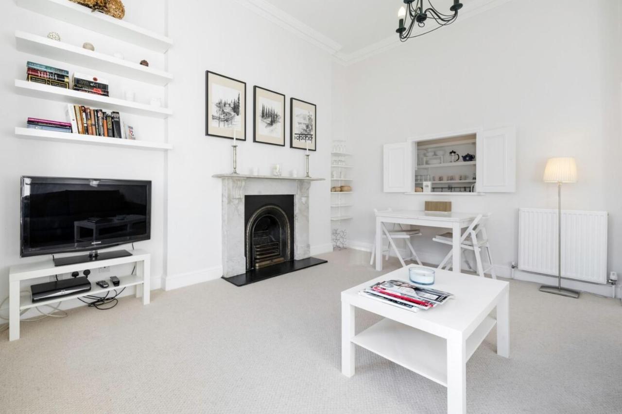 Elegant Earl'S Court 2 Bedroom Flat Just 4 Minutes From Tube Λονδίνο Εξωτερικό φωτογραφία