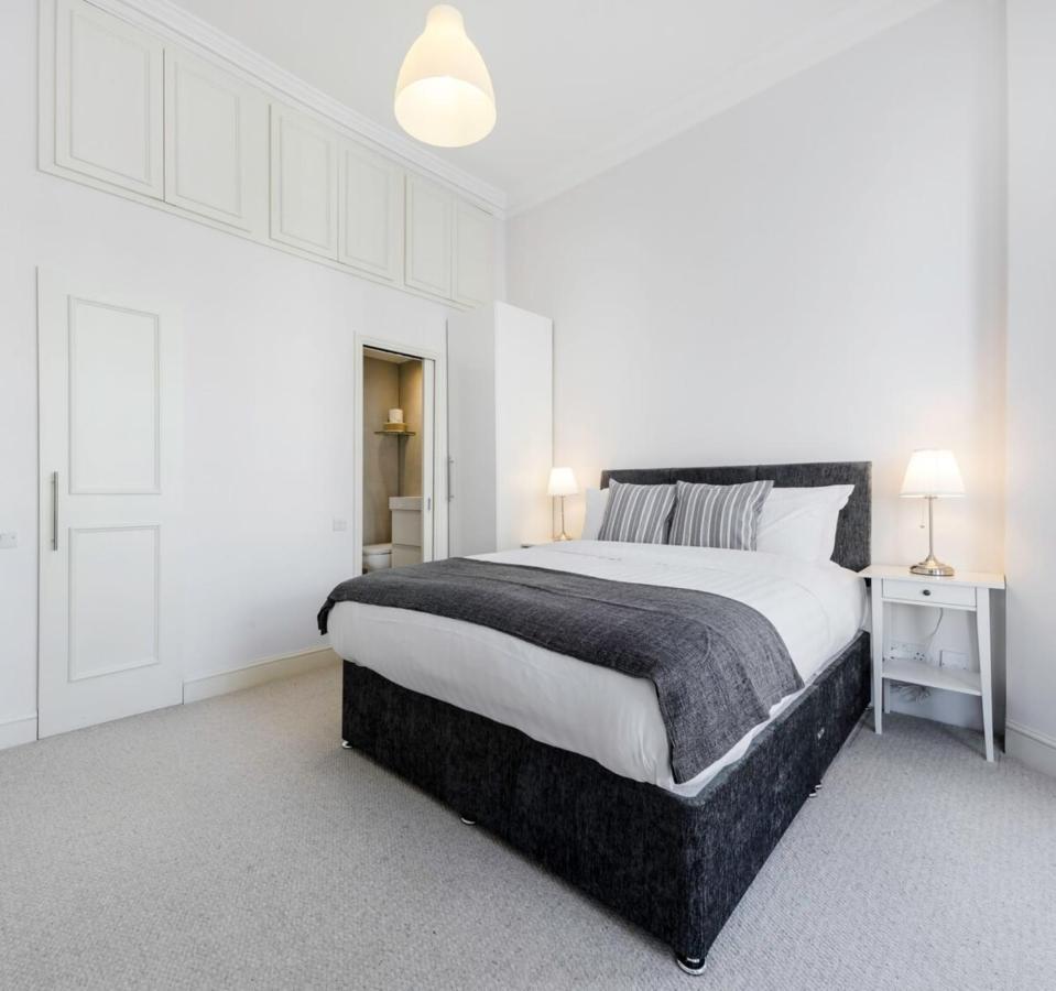 Elegant Earl'S Court 2 Bedroom Flat Just 4 Minutes From Tube Λονδίνο Εξωτερικό φωτογραφία